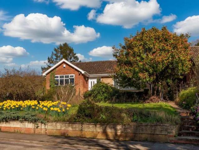 Bungalow for sale in Gedling, East Midlands