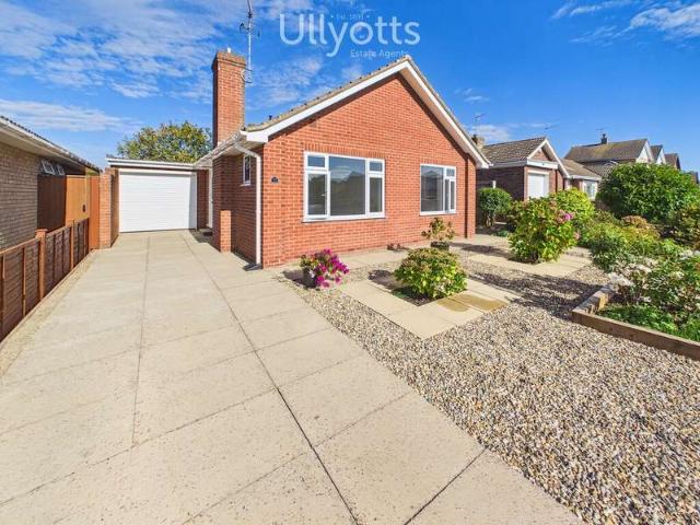 Bungalow for sale in Sewerby, Bridlington