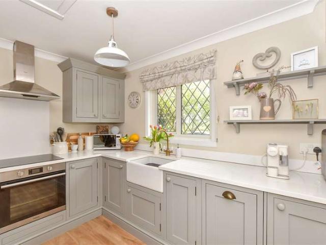 Bungalow for sale in Bridgefield, Kent