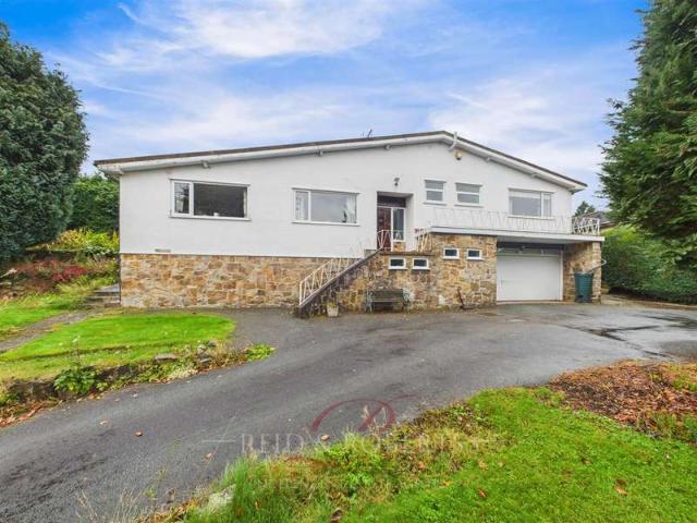 Bungalow for sale in Ponciau, Wales