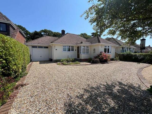 Bungalow for sale in Old Milton, New Forest