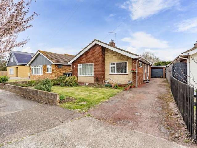 Bungalow for sale in South Tankerton, The Bridge