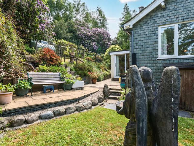 Bungalow for sale