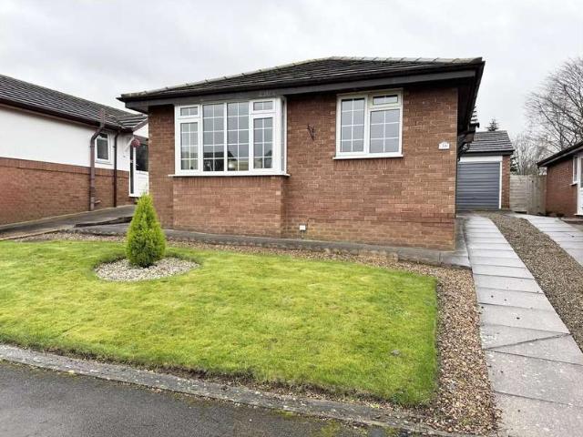 Bungalow for sale in Skelmanthorpe, West Yorkshire