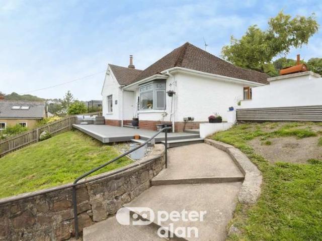 Bungalow for sale in Abersychan, Wales