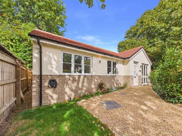 Bungalow for sale in Arrington, Cambridgeshire