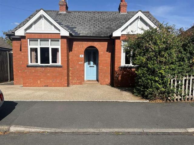 Bungalow for sale in Forthampton, Worcestershire