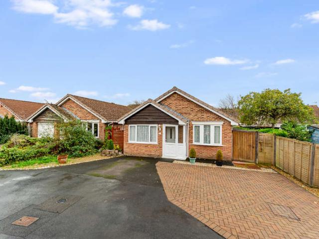Bungalow for sale in West Wick, North Somerset