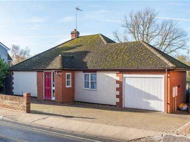 Bungalow for sale in Chelmondiston, Suffolk
