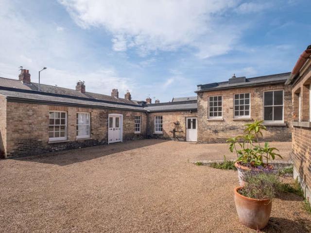 Bungalow for sale in Southtown, Stokesby
