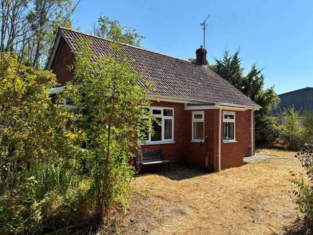 Bungalow for sale in Boreham, Warminster