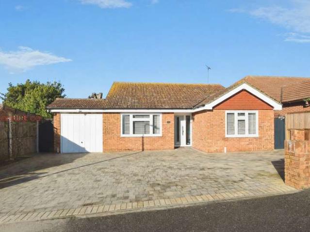 Bungalow for rent in St. Peter's, Acol