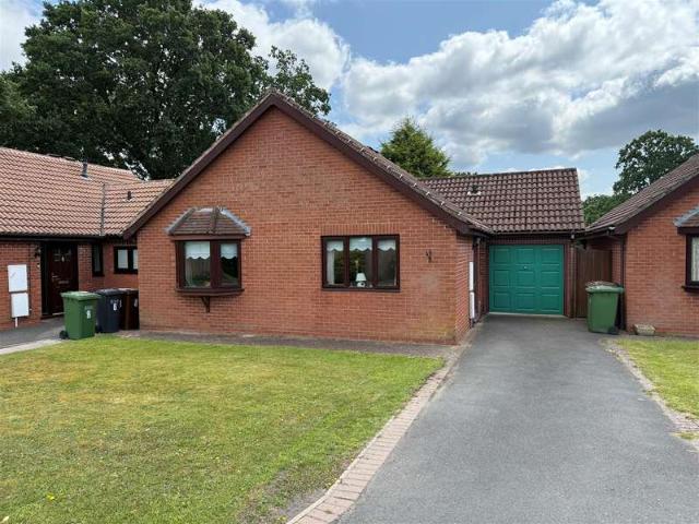 Bungalow for sale in Solihull, Haslucks Green