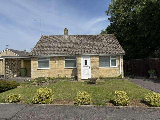 Bungalow for sale in Fairford, Fossebridge