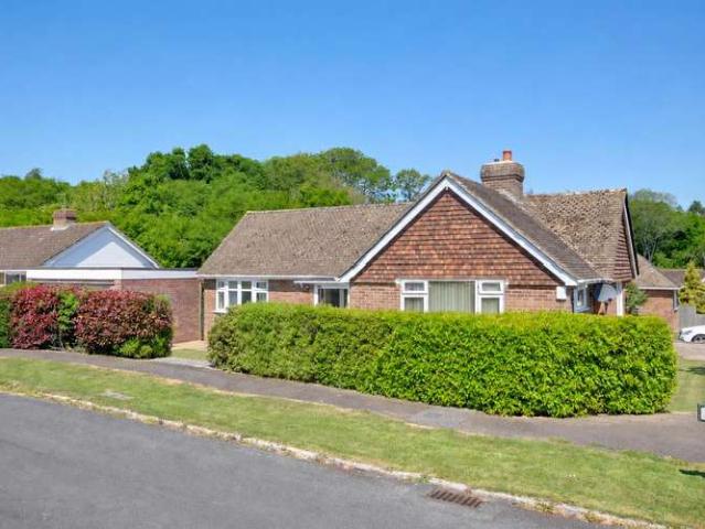 Bungalow for sale in Broad Oak, Rother