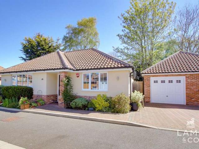 Bungalow for sale in Upper Dovercourt, Dale Hill