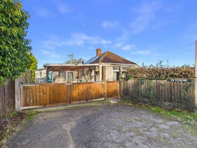 Bungalow for sale in Belleau, Lincolnshire