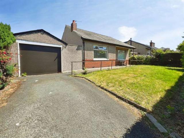 Bungalow for sale in West Yorkshire