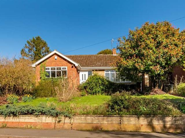 Bungalow for sale in Gedling, East Midlands