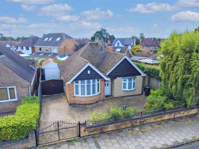 Bungalow for sale in Gedling, East Midlands