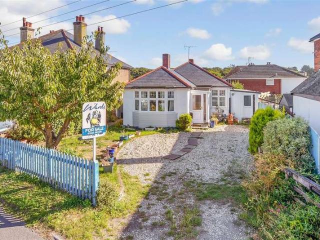 Bungalow for sale in Ash, Kent