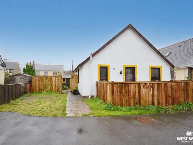 Bungalow for sale in Crymych