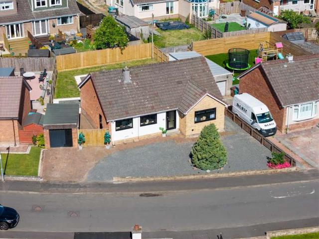 Bungalow for sale in Wishaw, Coltness