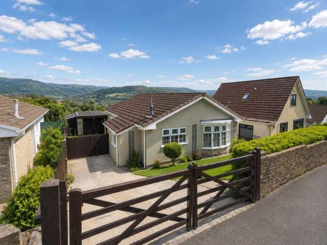Bungalow for sale in Cwmbach