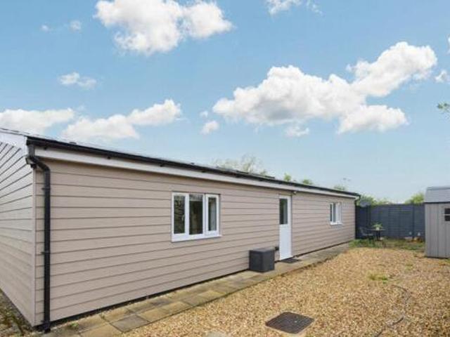 House for rent in Surrey