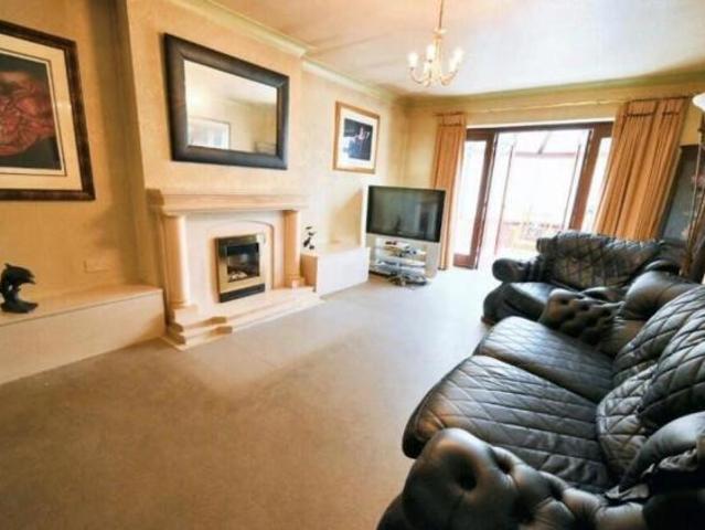 Bungalow for rent in Compton, West Midlands