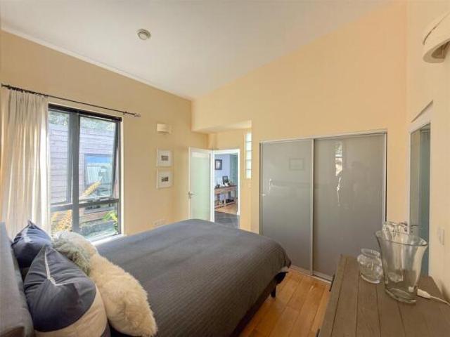 Bungalow for rent in Exeter, Devon and Torbay