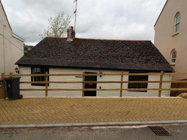 House for rent in Lyons, Greater London