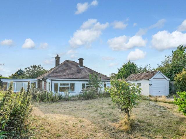 Bungalow for sale in Comers, Norfolk
