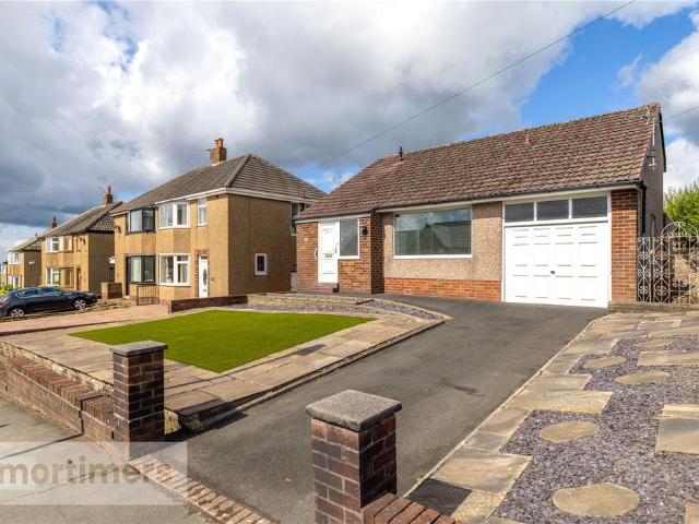 Bungalow for sale in Sunnybower, Blackburn