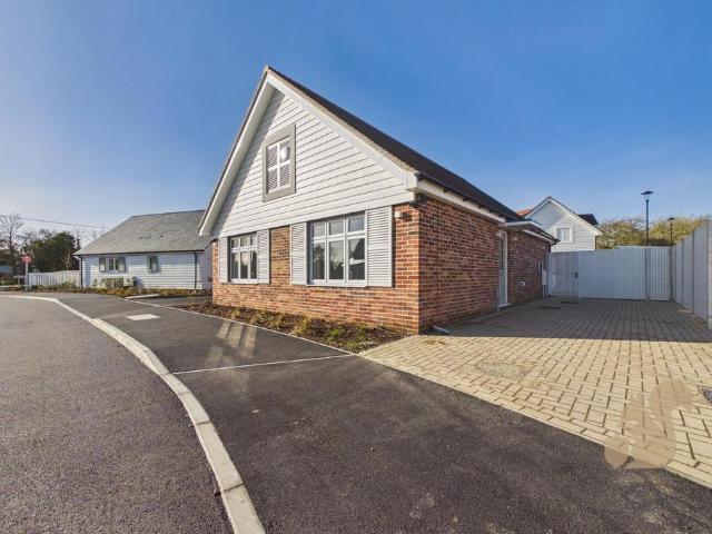 Bungalow for sale in Maldon, Essex