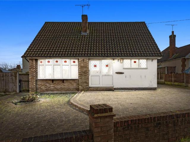 Bungalow for sale in Moulsham, Chelmsford