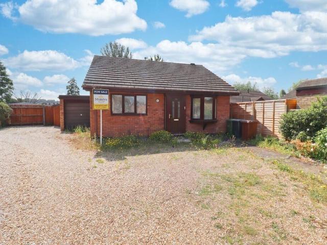 Bungalow for sale in Boultham, Brayford