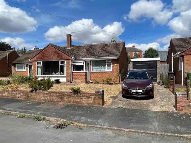Bungalow for sale in Watergate, Devon