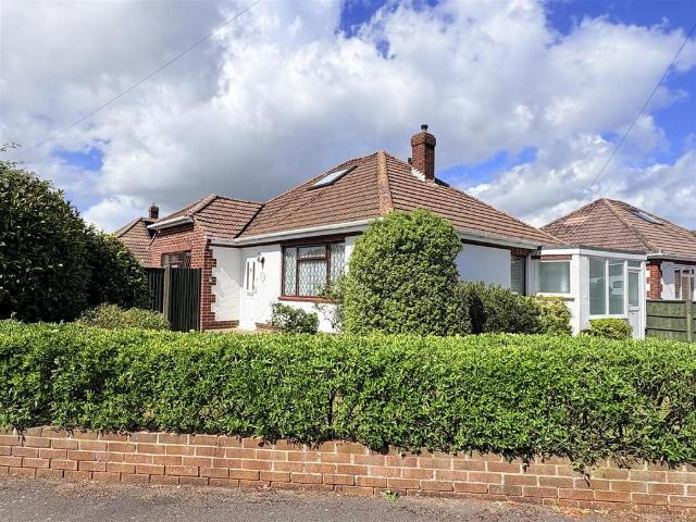 Bungalow for sale in Fareham, Hampshire