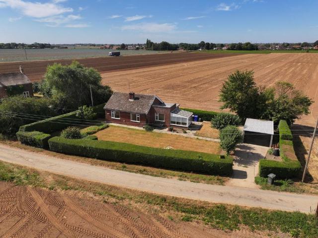 Bungalow for sale in Boston, Lincolnshire