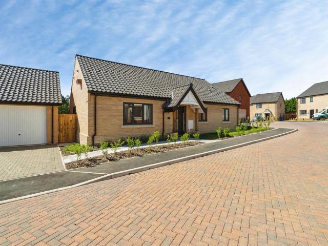 Bungalow for sale in Upper Holton, Eastbridge