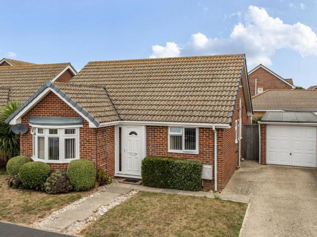 Bungalow for sale in Littlecote, West Sussex