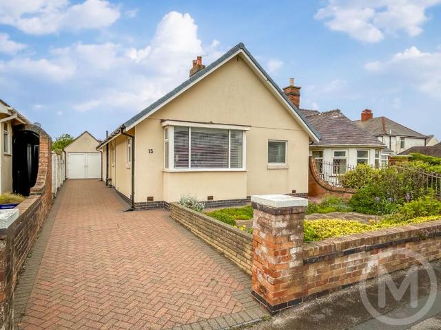 Bungalow for sale in Knowle, Blackpool