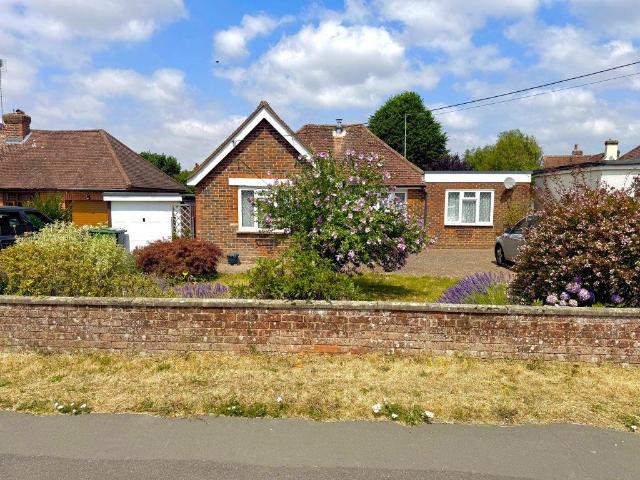 Bungalow for sale in Bolton Low Houses, Hampshire