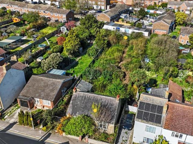 Bungalow for sale in Gillingham