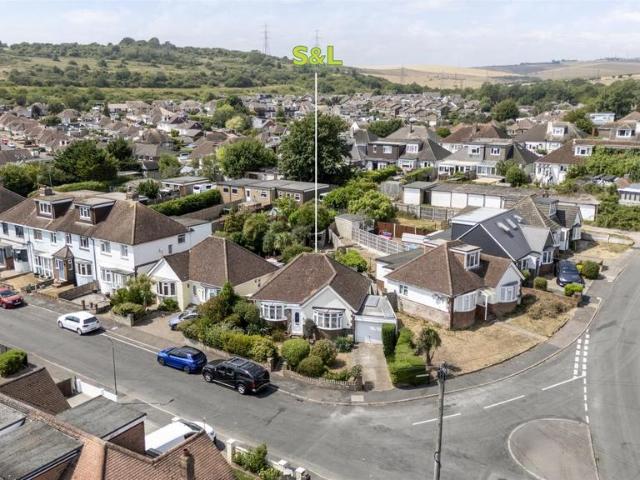 Bungalow for sale in Mile Oak, Brighton & Hove