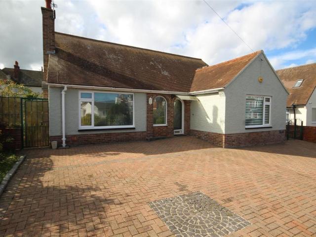 Bungalow for sale in Rhos-on-Sea, Colwyn Bay