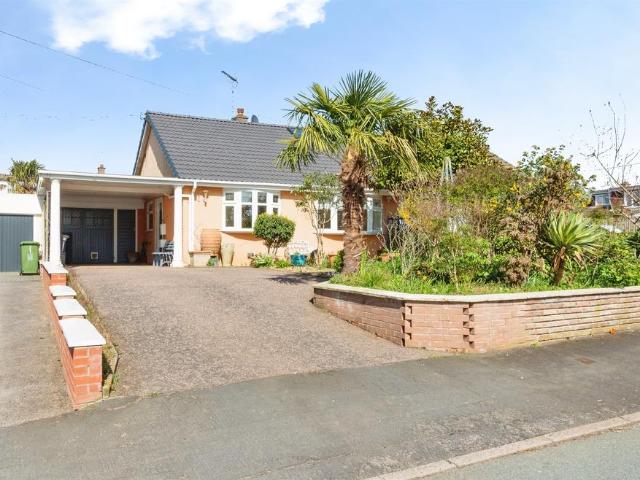 Bungalow for sale in Baswich, Staffordshire