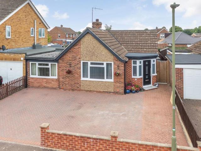 Bungalow for sale in Evershot, Oxfordshire