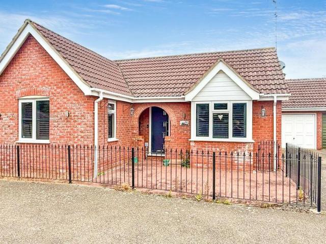 Bungalow for sale in Four Gotes, Cambridgeshire